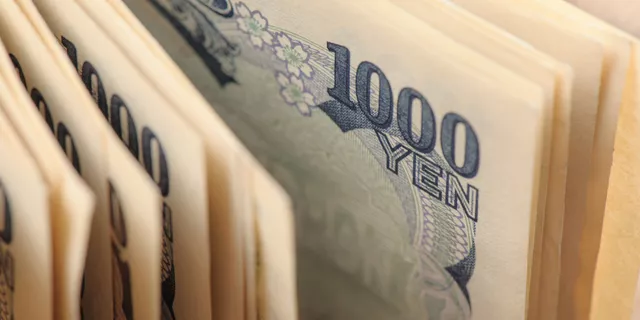 USDJPY Naik  Menembus Resisten Kuat