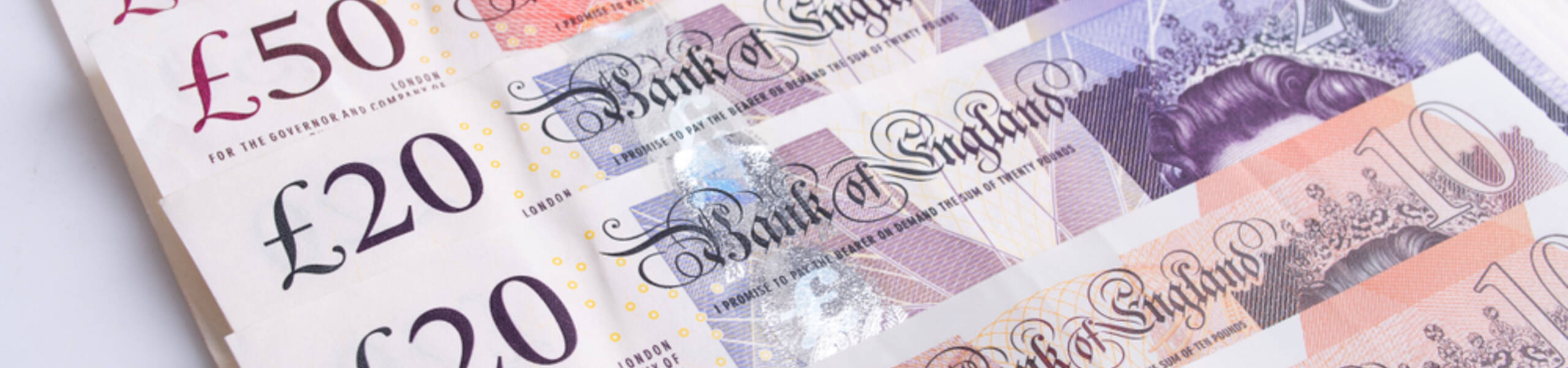 Kebijakan Moneter Bank of England Melemahkan Poundsterling