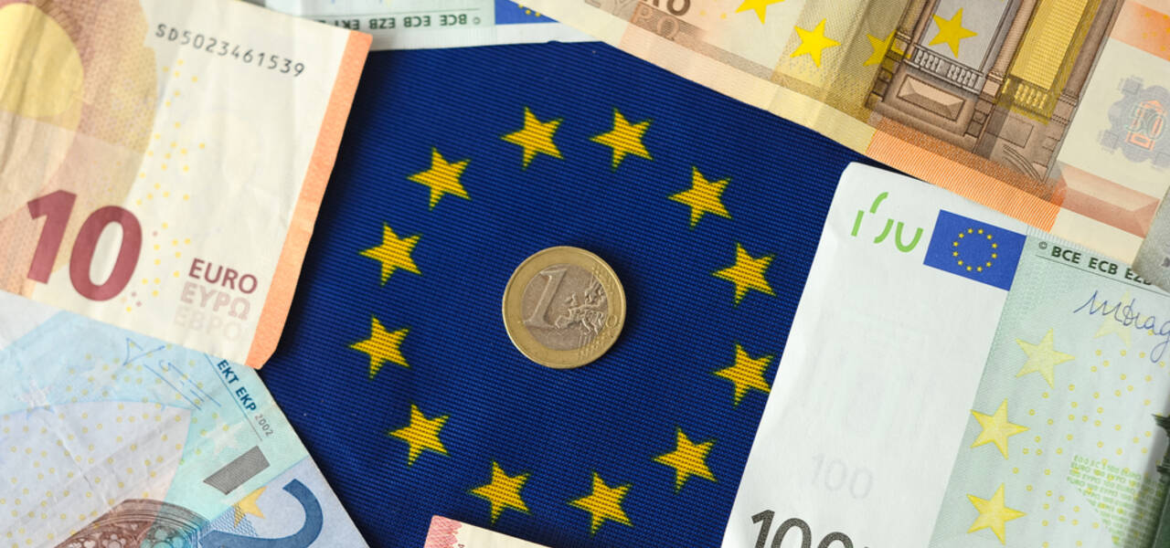 EUR/USD: euro bergerak dekat support utama